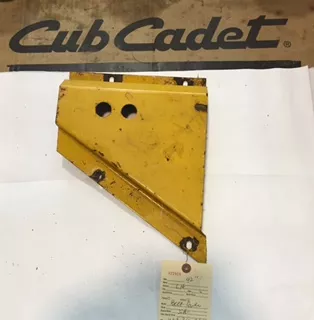 IH-489342-R1 LH Belt Cover