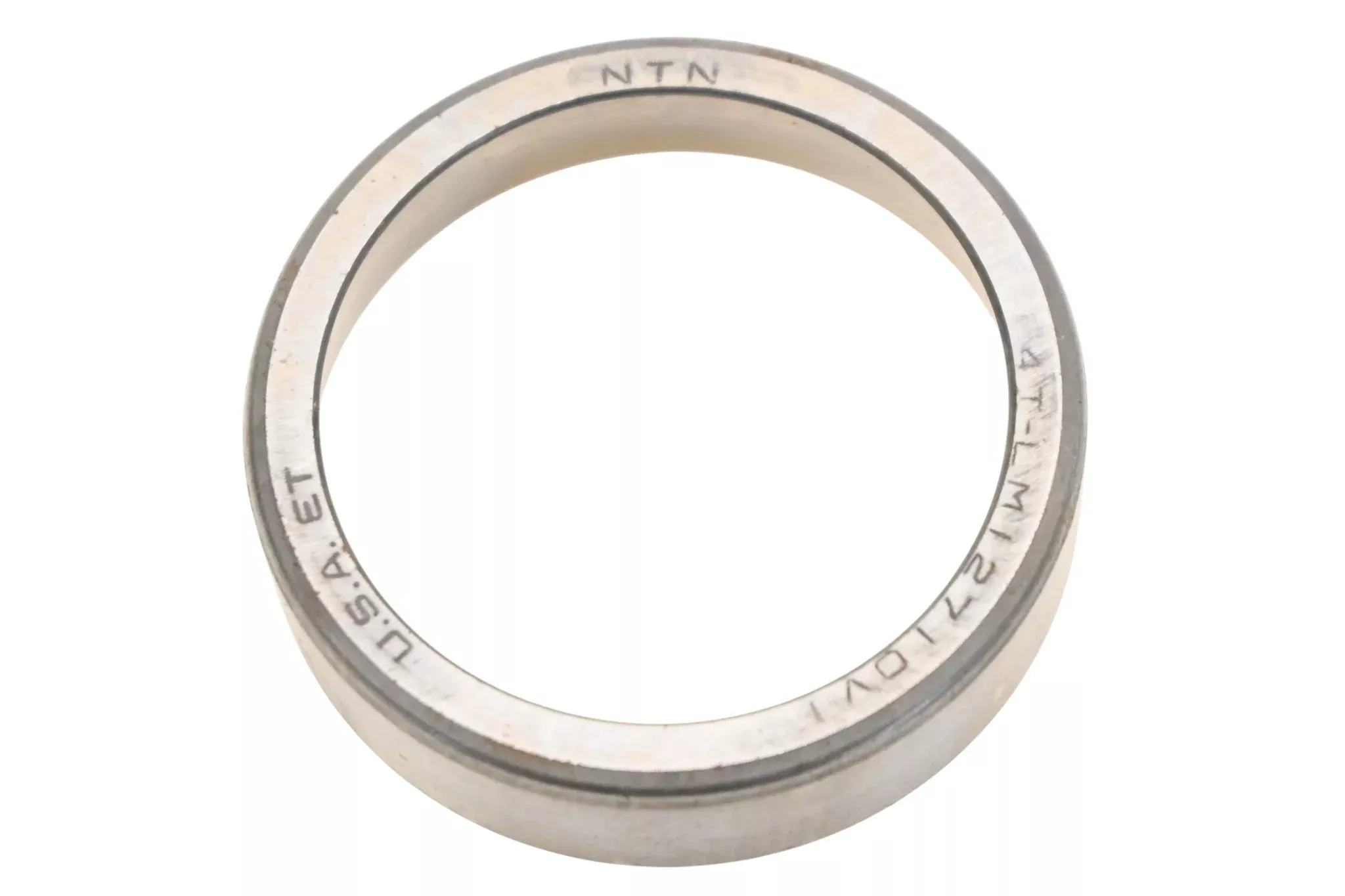 New OEM Ford DOAZ-1217-B NTN Outer Wheel Bearing Cup NOS